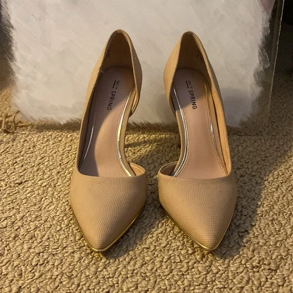 Spring heels size 8 - Picture 2 of 4